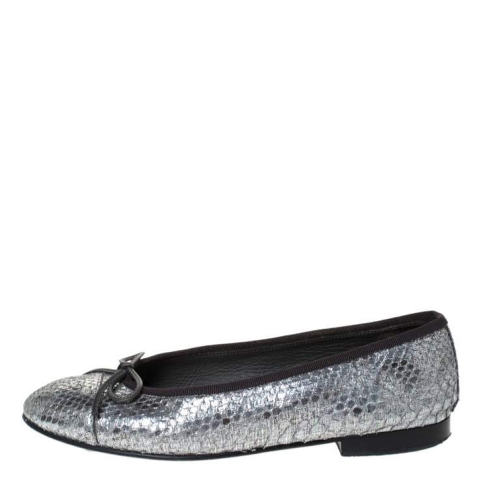 NWT Chanel luxurious Special Edition Metallic Python Ballet Flats